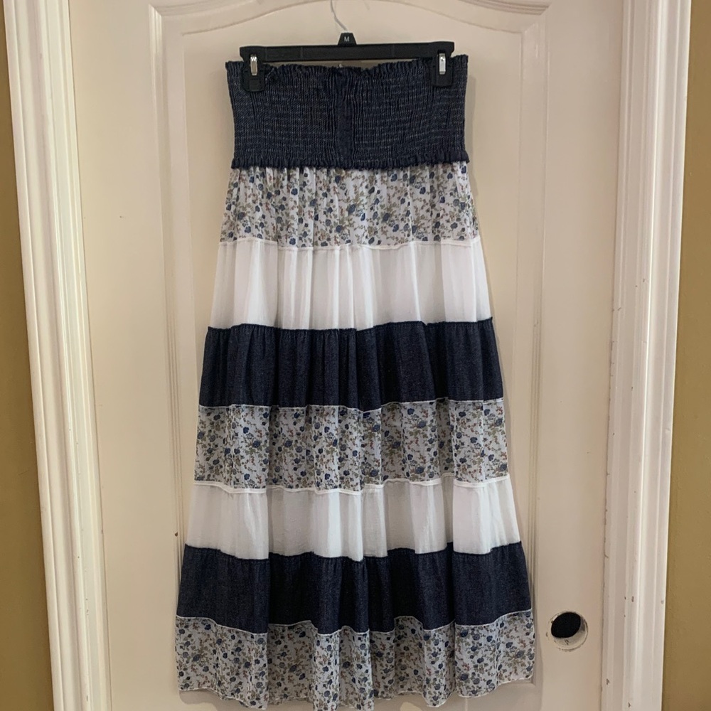 Hendi Cottage Core Cream And Blue Tiered Maxi Skirt - Picture 3 of 7